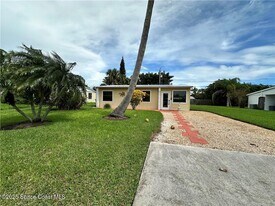 1450 4th Ave in Vero Beach, FL - Building Photo