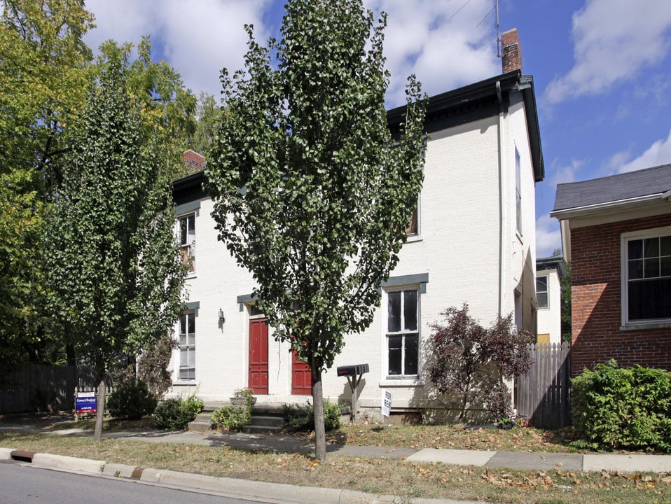 112-114 E Warren St in Lebanon, OH - Foto de edificio