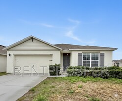 3005 Country Club Cir in Winter Haven, FL - Building Photo