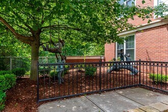 446 Belgrade Ave in Boston, MA - Building Photo - Building Photo