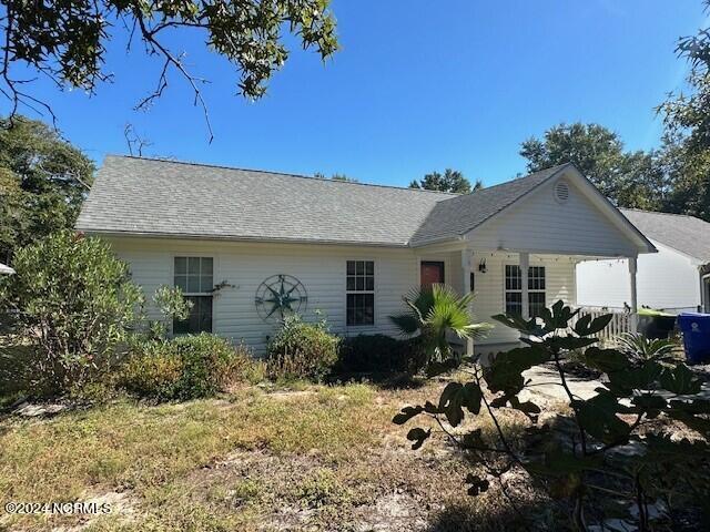 156 NE 5th St in Oak Island, NC - Building Photo - Building Photo