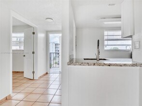14155 SW 87th St in Miami, FL - Building Photo - Building Photo