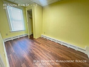 89 S Main St in Hartford, VT - Building Photo - Building Photo