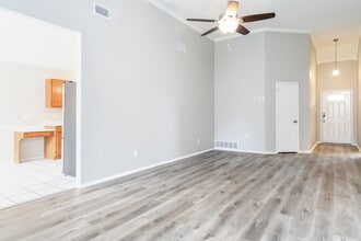 416 Deauville Dr in Fort Worth, TX - Building Photo - Building Photo