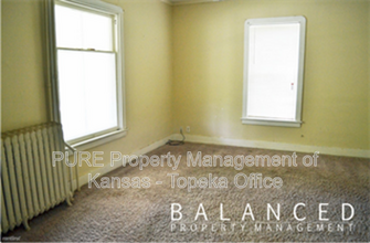 1617 SW Mulvane St in Topeka, KS - Building Photo - Building Photo