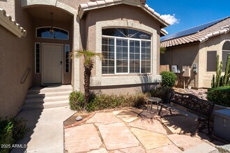 2550 E Taro Ln in Phoenix, AZ - Building Photo - Building Photo