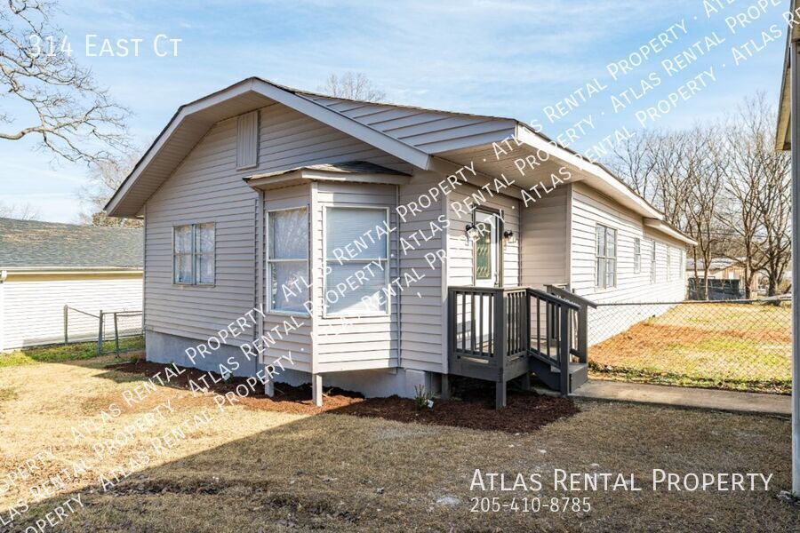 314 East Ct in Adamsville, AL - Building Photo