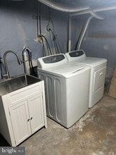 2306 S 23rd St in Philadelphia, PA - Foto de edificio - Building Photo