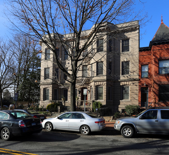 Charlotte Lee Building in Washington, DC - Foto de edificio - Building Photo