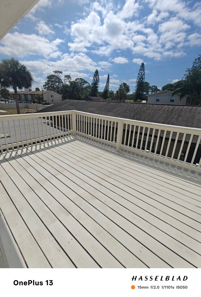 311 Parker Dr, Unit 311 Parker Drive in Titusville, FL - Foto de edificio - Building Photo