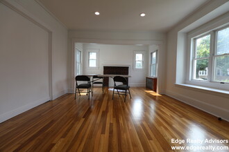 33 Claymoss Rd, Unit 1 in Boston, MA - Building Photo - Building Photo