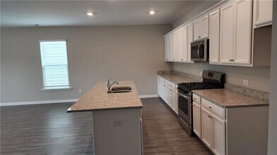 400 Grey Falcon Ave in Braselton, GA - Building Photo - Building Photo