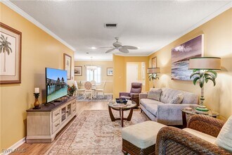 4126 Belair Ln in Naples, FL - Building Photo - Building Photo