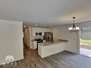1506 Collinston Dr in Gastonia, NC - Building Photo - Building Photo