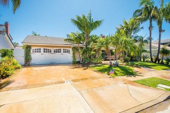 property at 2780 Bluebird Cir