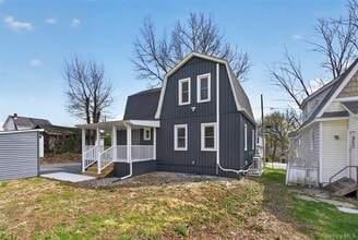 62 Poplar St in Newburgh, NY - Building Photo - Building Photo