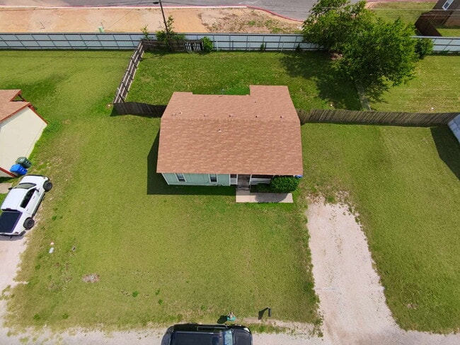 3076 Carroll Dr in Copperas Cove, TX - Building Photo - Building Photo
