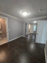 1037 1/2 S Kenmore Ave, Unit Kenmore Olympic in Los Angeles, CA - Building Photo - Building Photo