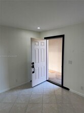 319 Normandy G in Delray Beach, FL - Building Photo - Building Photo