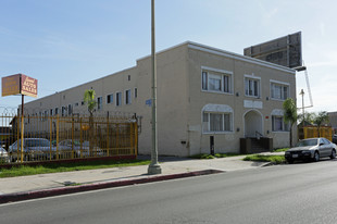 4084 S Figueroa St Apartments