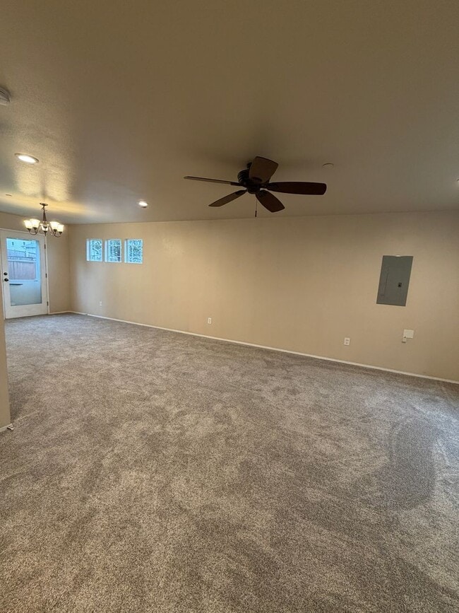 2764 Arnold St in Dupont, WA - Building Photo - Building Photo