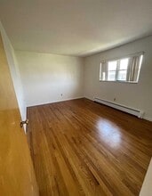 455 Fairview Ave in Fairview, NJ - Building Photo - Building Photo