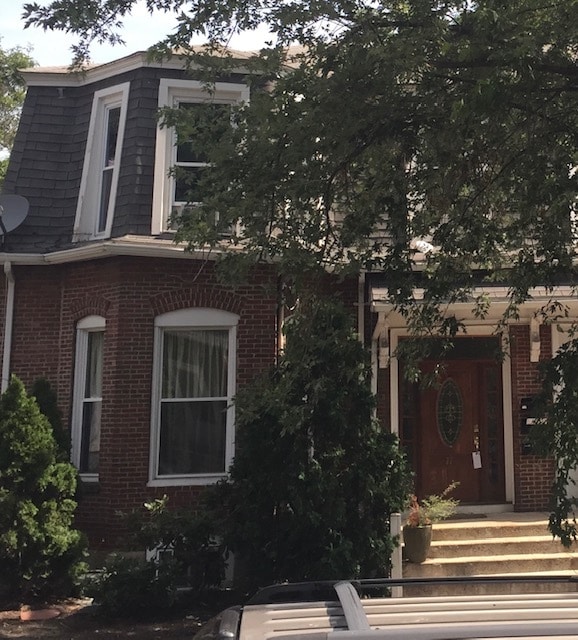 27 Newton St, Unit 2