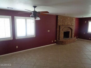 5736 Bulford Pl in Quartz Hill, CA - Building Photo - Building Photo