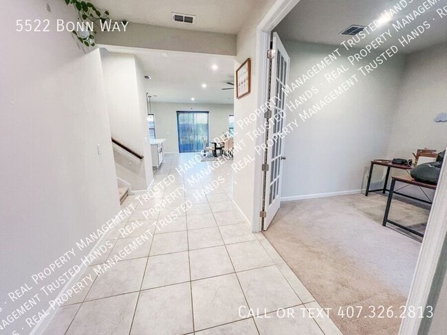 5522 Bonn Way in St. Cloud, FL - Foto de edificio - Building Photo