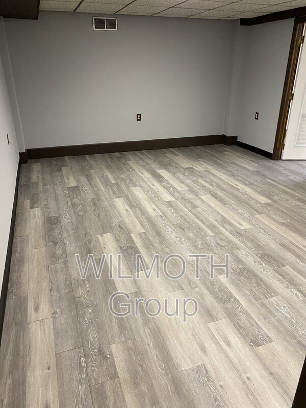 11903 E Welland St in Cumberland, IN - Building Photo - Building Photo