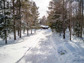 116 Castleview Rd in Blue Mountains, ON - Building Photo - Building Photo