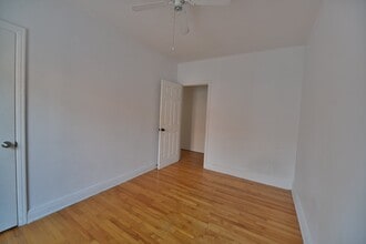 973 Rue Tait in St. Laurent, QC - Building Photo - Building Photo