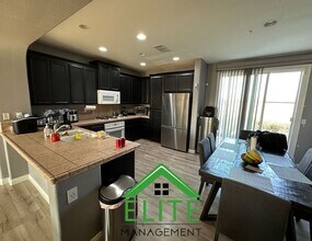 5736 Amnest Way in Sacramento, CA - Building Photo - Building Photo