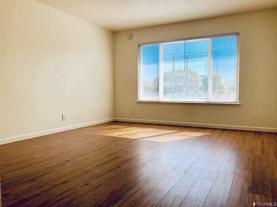413 Huntington Ave-Unit -3 in San Bruno, CA - Building Photo