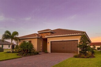4919 Tobermory Way in Bradenton, FL - Building Photo - Building Photo