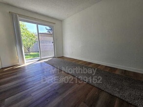 1152 Hartford Pl in Fairfield, CA - Building Photo - Building Photo