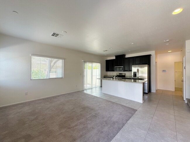 4566 Mansart Ct in North Las Vegas, NV - Building Photo - Building Photo