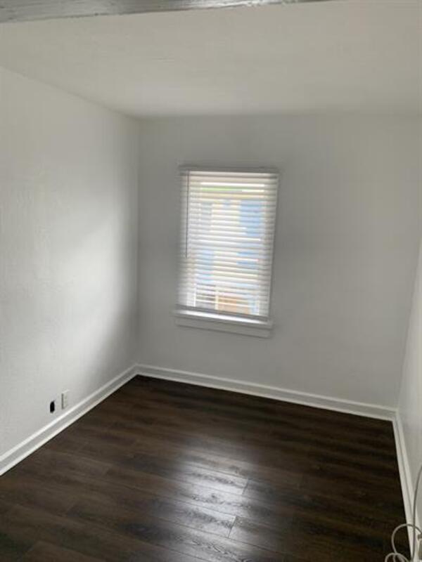 1131 Queen St N in St. Petersburg, FL - Building Photo - Building Photo