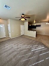 121 Bison Court Way in Mustang, OK - Building Photo - Building Photo