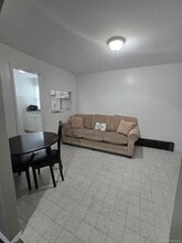 135-01 Cross Bay Blvd in Queens, NY - Building Photo - Building Photo