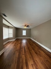 535 E Van Bibber Ave in Orange, CA - Building Photo - Building Photo