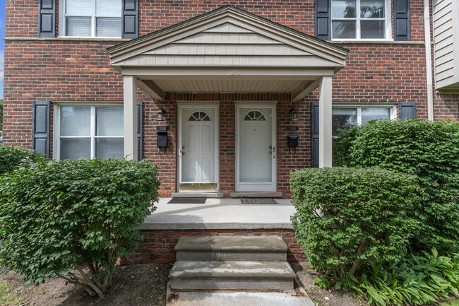 3354 Coolidge Hwy in Royal Oak, MI - Building Photo - Building Photo