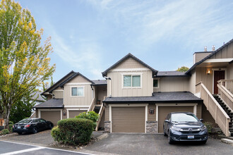 Nobl Park Apartments in Vancouver, WA - Building Photo - Building Photo