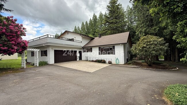 25845 SE Callister Rd in Gresham, OR - Building Photo - Building Photo