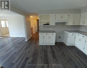 502 Ridgewood Rd in Kincardine, ON - Building Photo - Building Photo