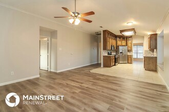 16603 Hartman Ridge Ct, Unit 127 in Houston, TX - Building Photo - Building Photo