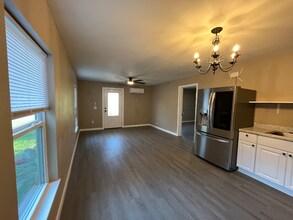 47370 Vena Dr in Tickfaw, LA - Foto de edificio - Building Photo