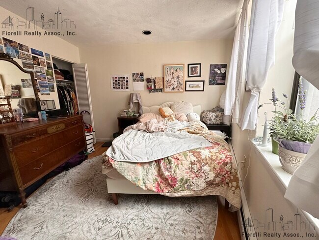 40 Lewis St, Unit 2 in Boston, MA - Building Photo - Building Photo