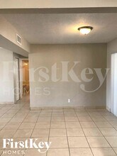 3427 NW 37th St in Lauderdale Lakes, FL - Building Photo - Building Photo