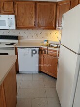 1306 Arthur Ave in Charleston, IL - Foto de edificio - Building Photo